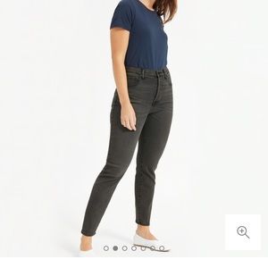 Everlane High-Rise Cigarette Straight Leg Jean
